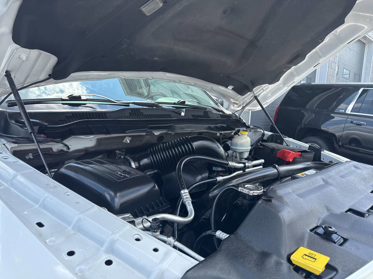 Used 2014 RAM 1500 Outdoorsman image 11