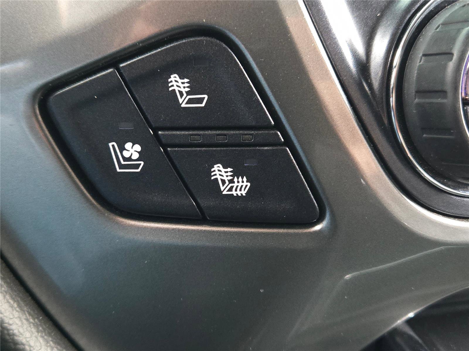 Used 2018 Chevrolet Silverado 1500 LTZ w/ Sport Package image 28