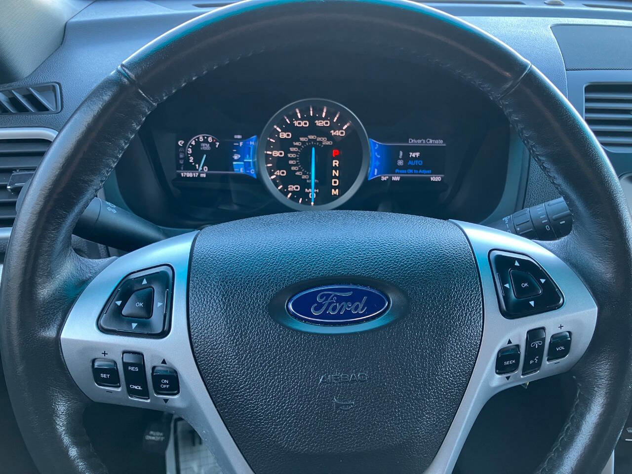 Used 2013 Ford Explorer XLT image 19