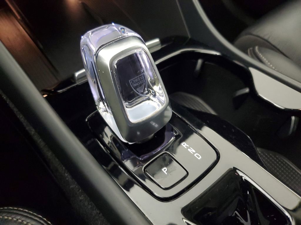 Used 2023 Volvo XC40 B5 Plus w/ Driver Assist Package image 30