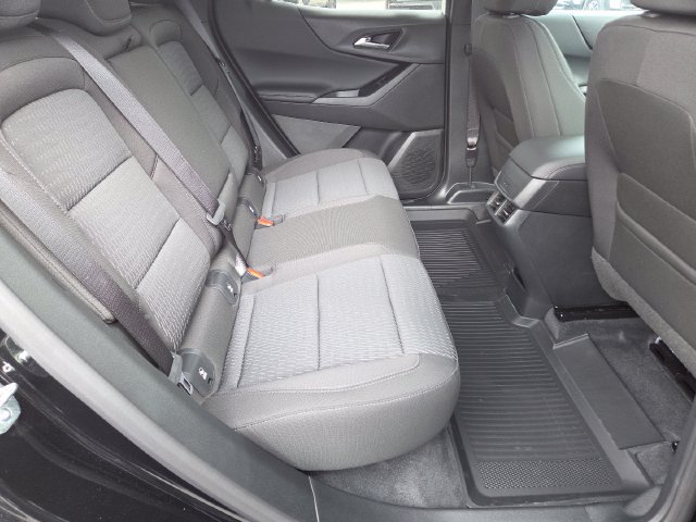 New 2027 Chevrolet Equinox LT FWD image 17
