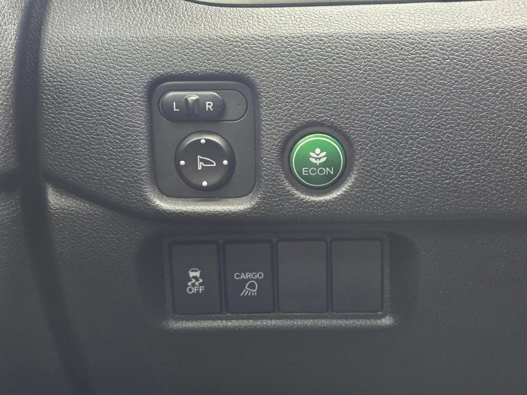 Used 2017 Honda Ridgeline RTL-T image 17