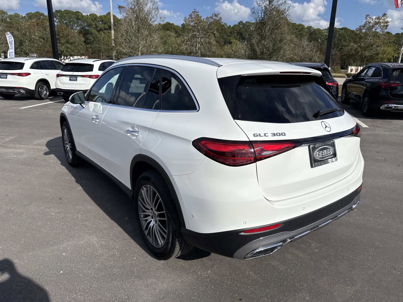 Used 2025 Mercedes-Benz GLC 300 image 5