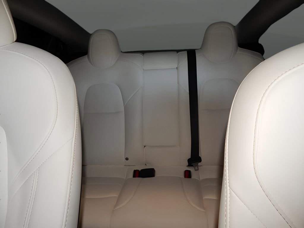 Used 2021 Tesla Model 3 Long Range image 23