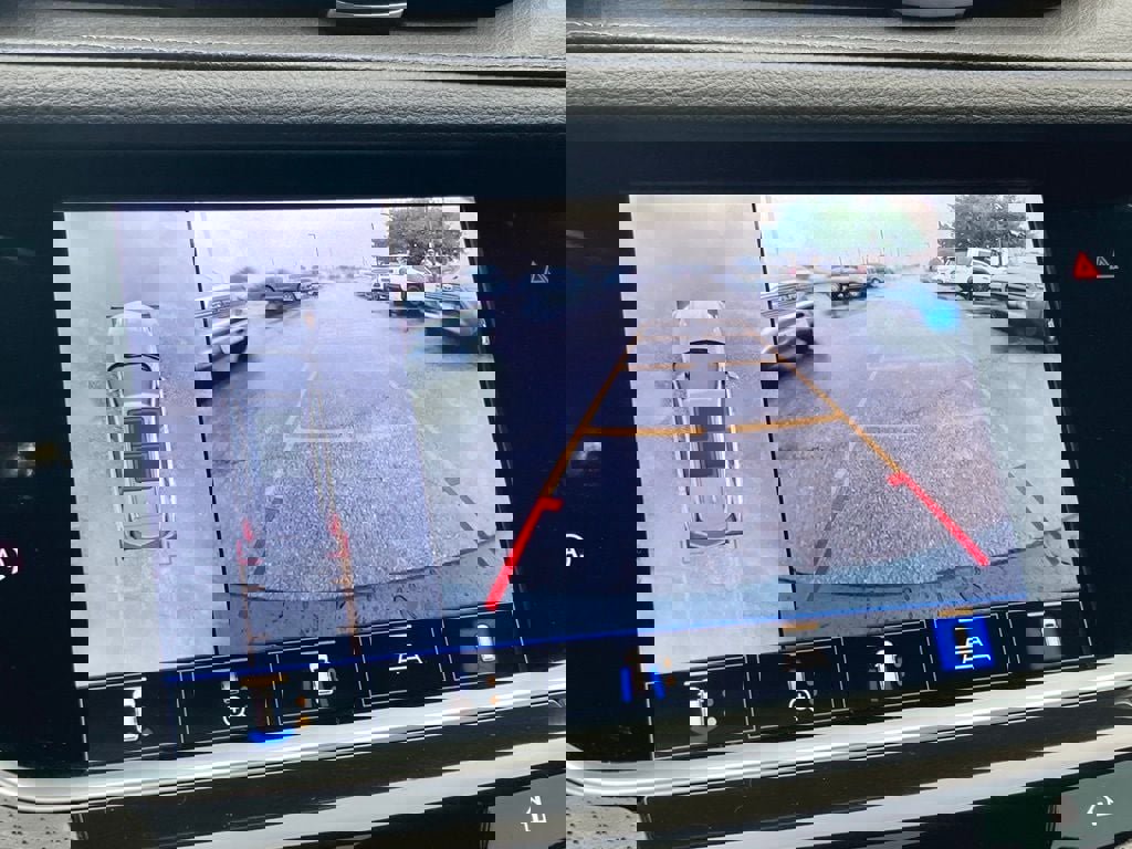 Used 2023 Cadillac XT5 Premium Luxury w/ Technology Package FWD image 22