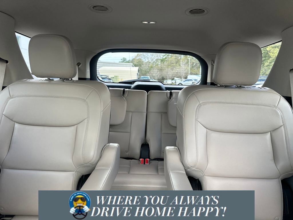 Used 2022 Ford Explorer XLT w/ Equipment Group 202A image 23