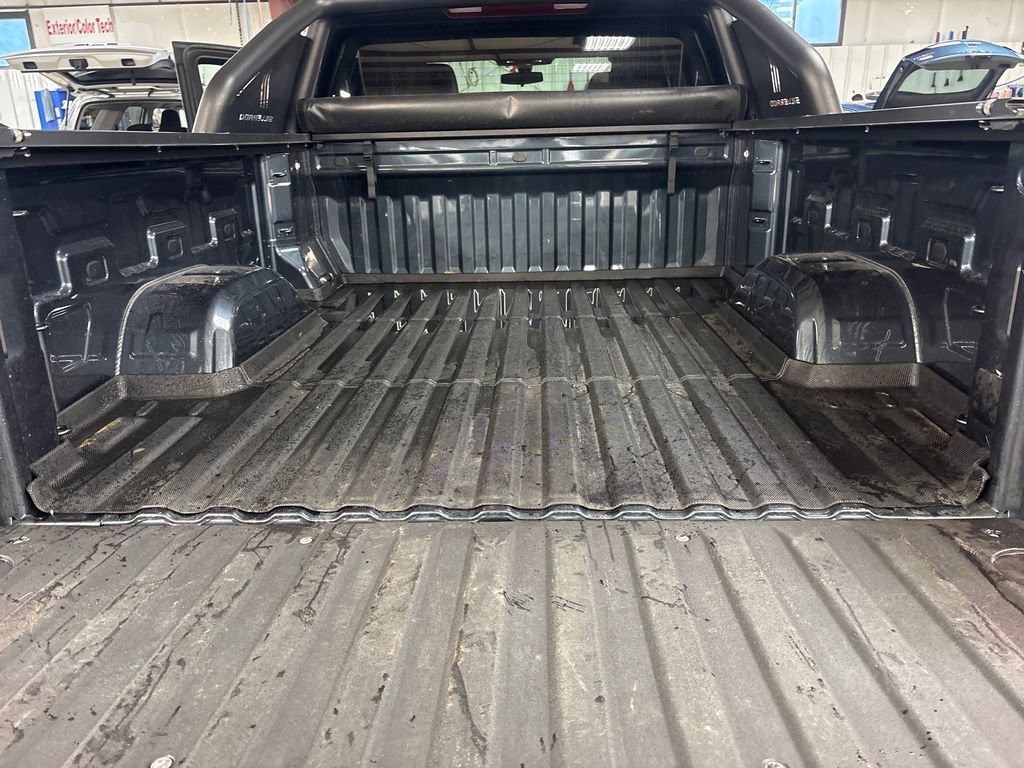 Used 2019 Chevrolet Silverado 1500 Custom Trail Boss AWD/4WD image 28