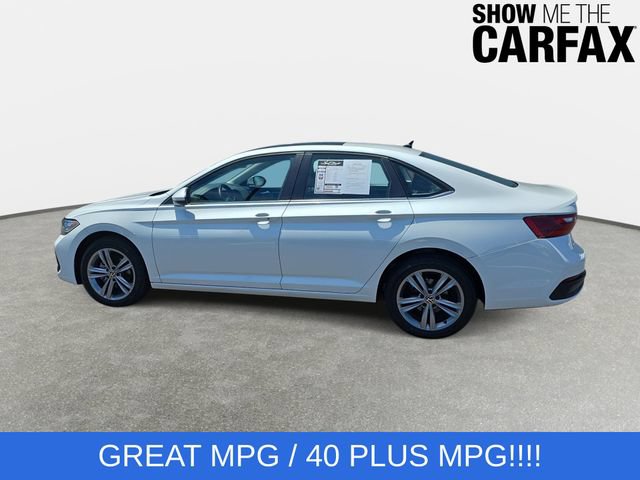 Used 2024 Volkswagen Jetta SE FWD image 7