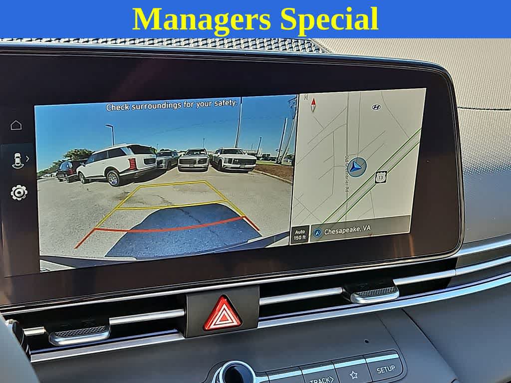 Used 2024 Hyundai Elantra SEL w/ Convenience Package FWD image 18