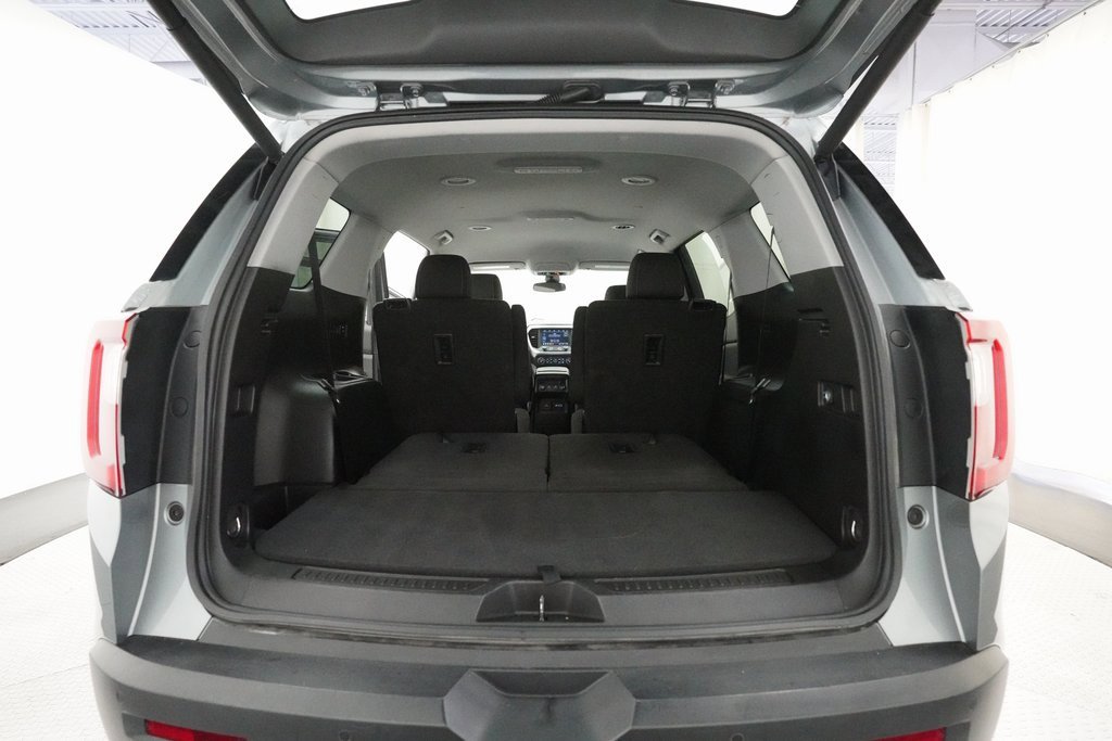 Certified 2023 GMC Acadia SLE w/ Driver Convenience Package image 10