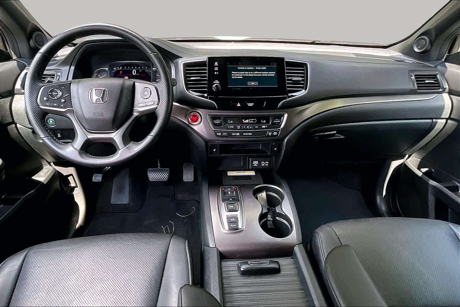 Used 2023 Honda Passport EX-L image 16