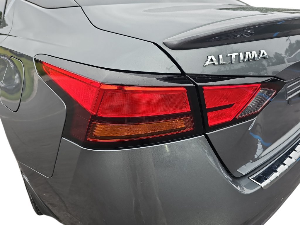 Used 2021 Nissan Altima 2.5 SR FWD image 34