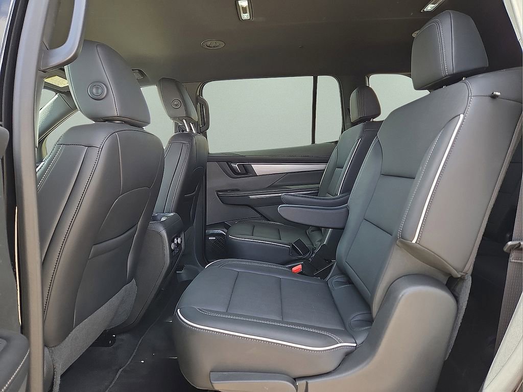 Used 2025 Buick Enclave Preferred image 14