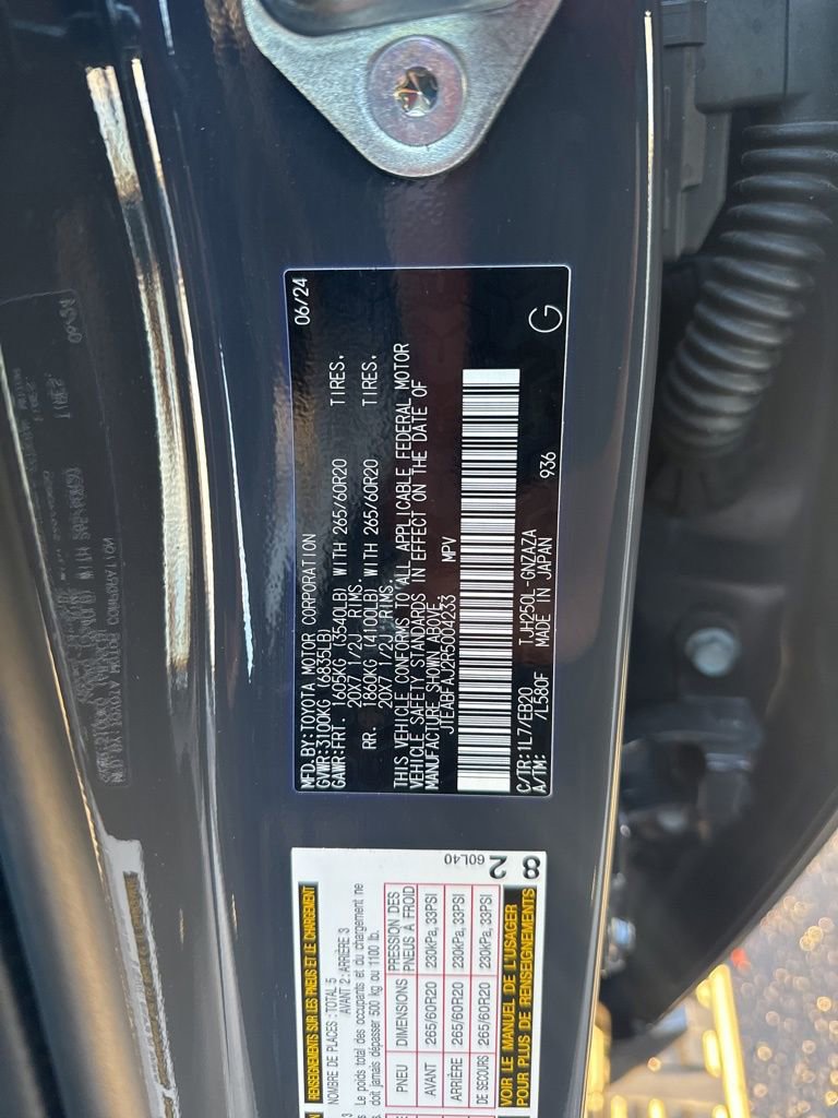 Used 2024 Toyota Land Cruiser image 22