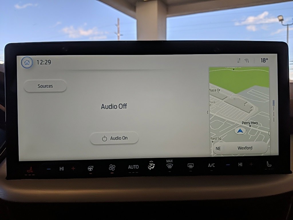 Used 2025 Ford Escape Platinum image 18