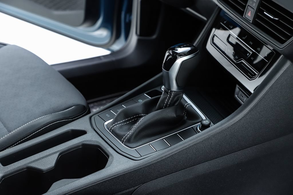 New 2026 Volkswagen Jetta SE FWD image 33