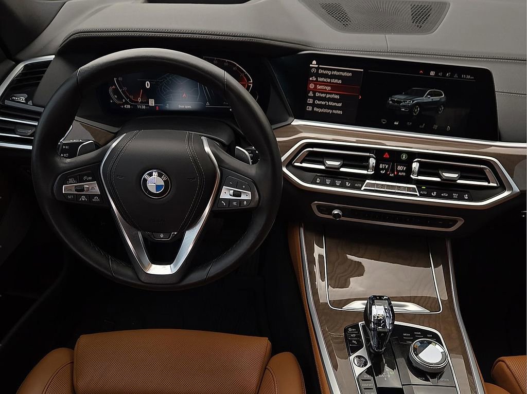 Used 2021 BMW X5 xDrive40i w/ Executive Package image 12