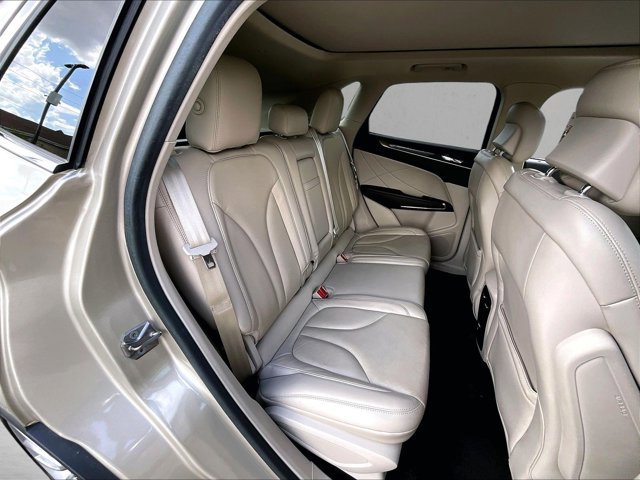 Used 2017 Lincoln MKC Reserve FWD image 26