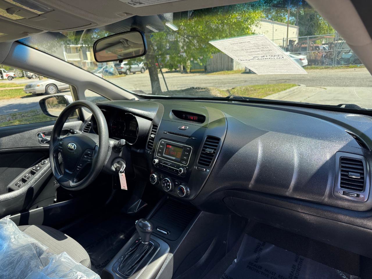 Used 2014 Kia Forte LX w/ Popular Package image 19