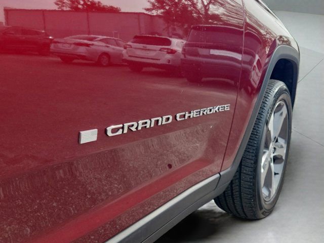 Used 2023 Jeep Grand Cherokee L Limited w/ Luxury Tech Group II image 34