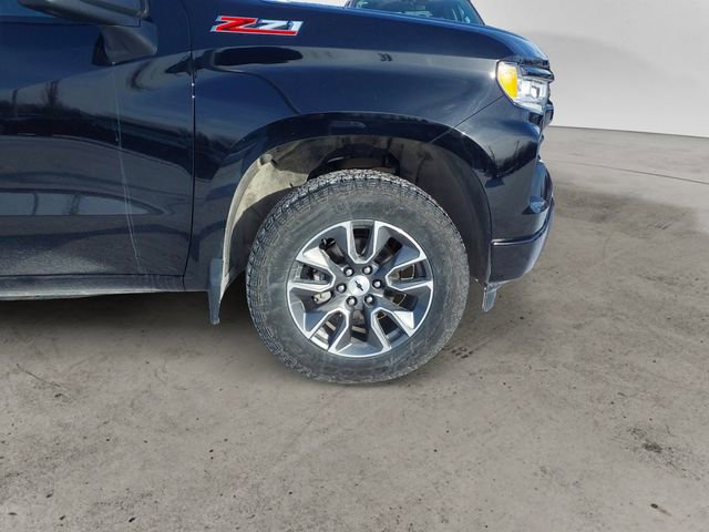 Used 2023 Chevrolet Silverado 1500 RST w/ Z71 Off-Road Package AWD/4WD image 14