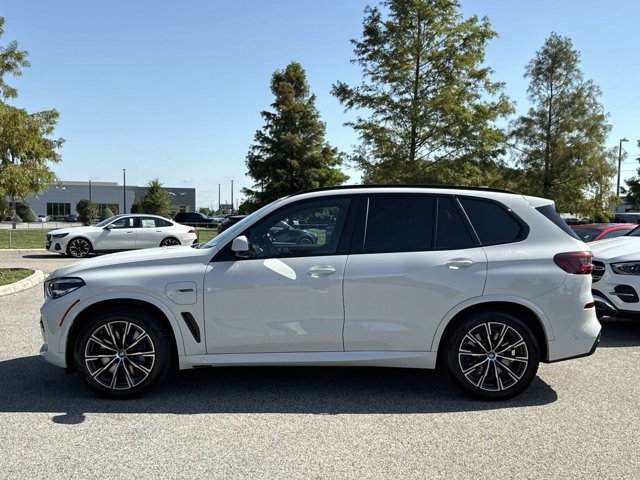 Certified 2023 BMW X5 xDrive45e w/ M Sport Package AWD/4WD image 6
