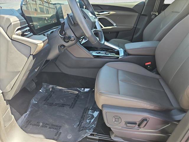 Certified 2025 Audi Q5 Premium w/ Convenience Package image 17