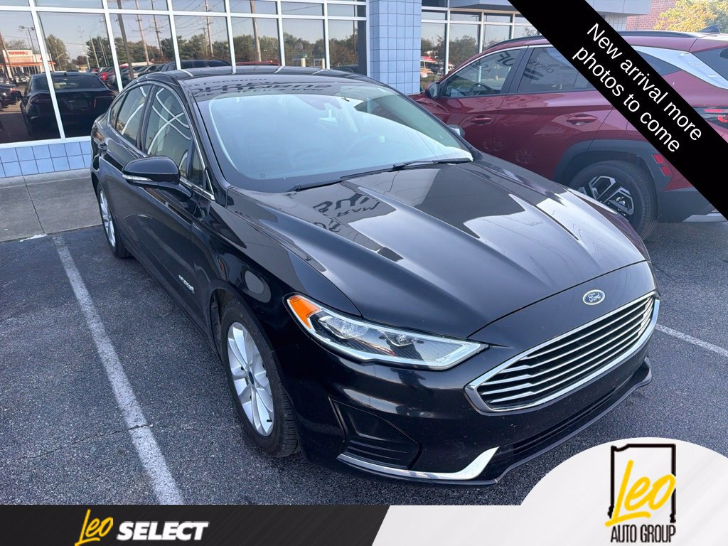 Used 2019 Ford Fusion SEL FWD image 2
