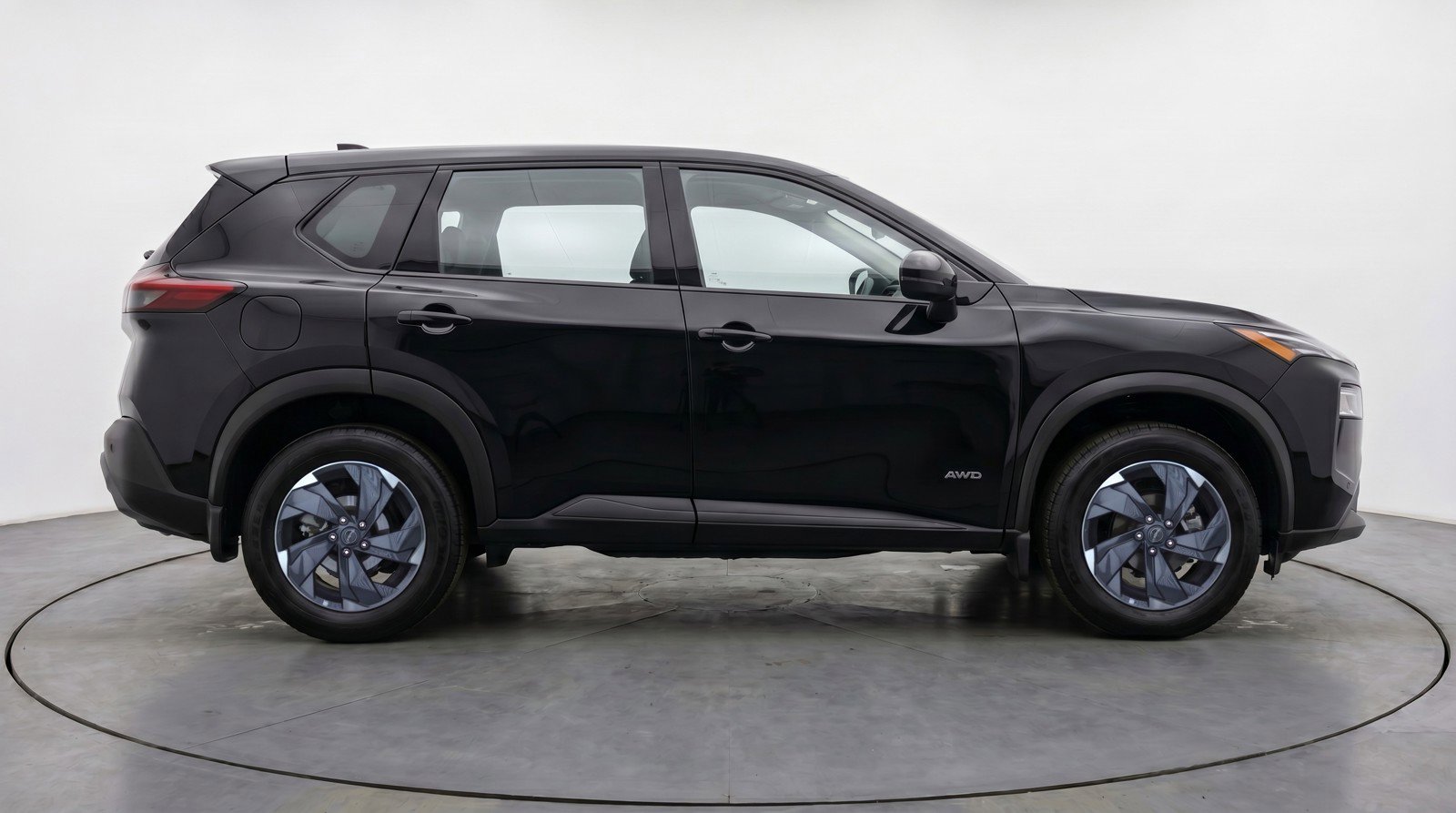 Used 2025 Nissan Rogue SV FWD image 11