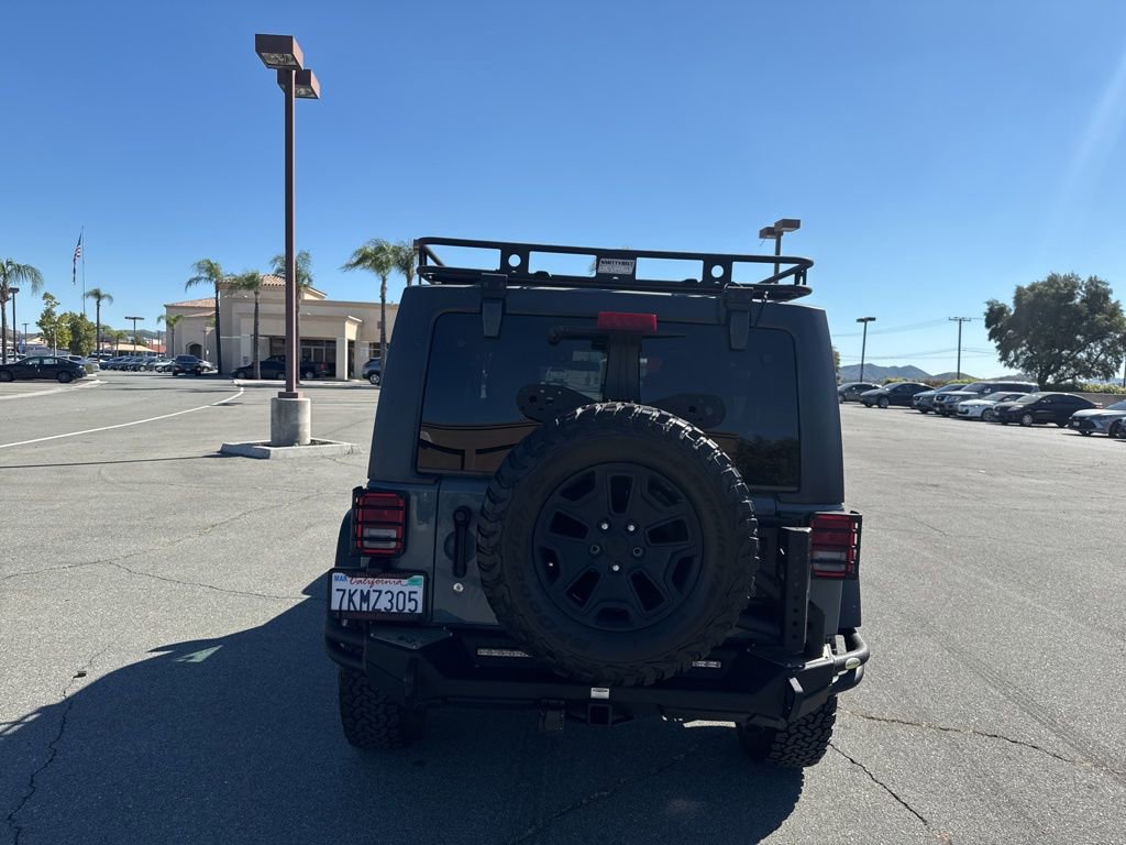 Used 2015 Jeep Wrangler Unlimited Willys image 7