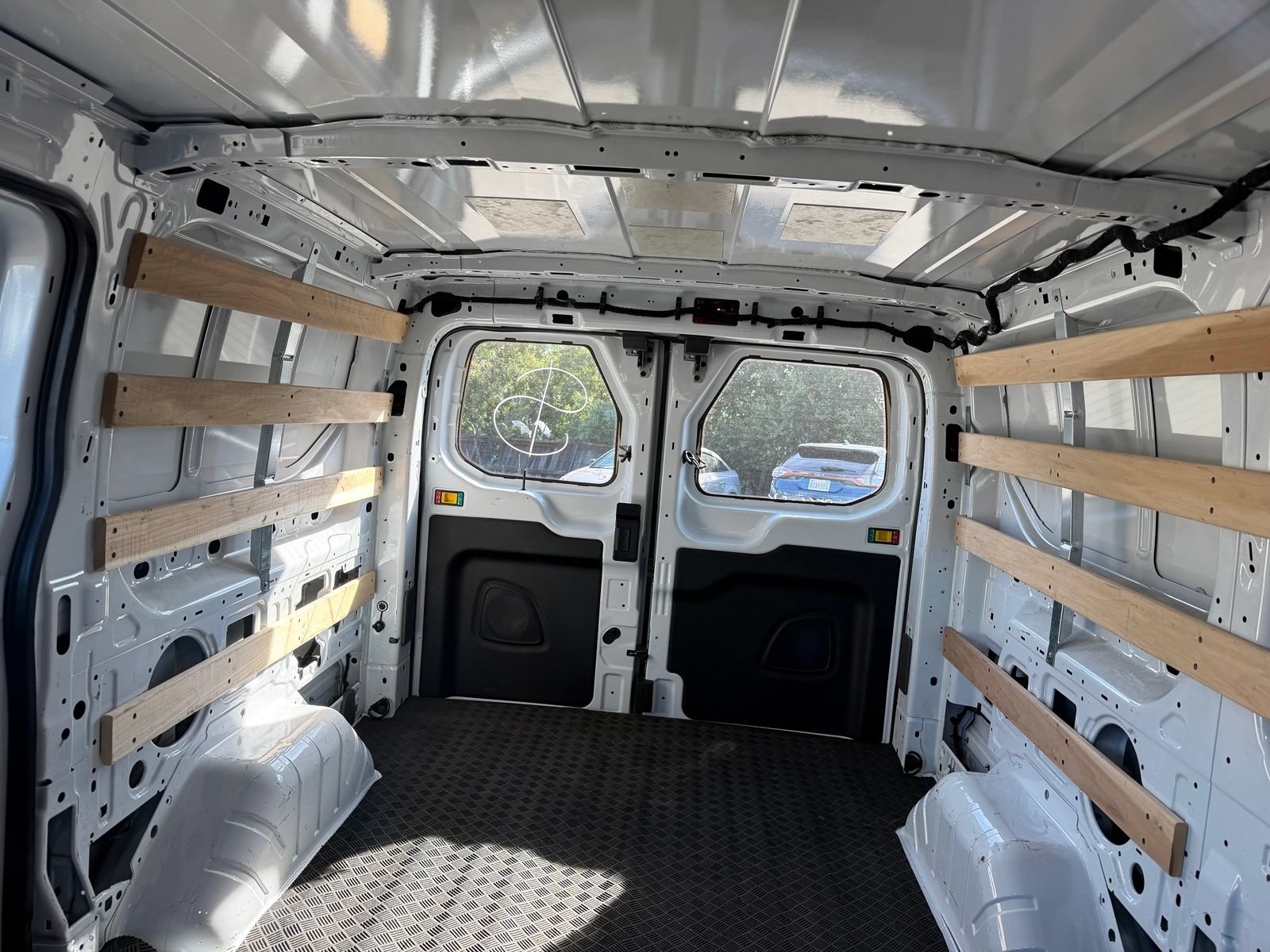 Certified 2025 Ford Transit 250 Low Roof w/ Exterior Upgrade Package RWD image 12