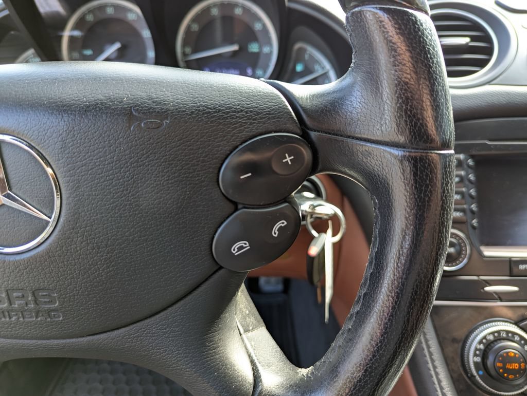 Used 2007 Mercedes-Benz SL 550 image 14
