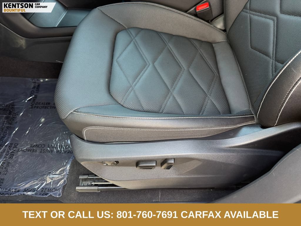 Used 2025 Volkswagen Atlas SE AWD/4WD image 28