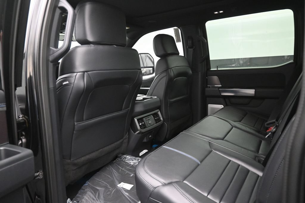 New 2026 Ford F250 Platinum w/ Tremor Off-Road Package AWD/4WD image 2