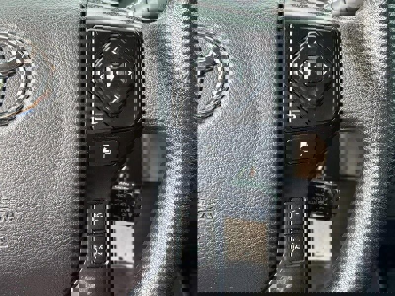 Used 2021 Toyota Tacoma SR image 30