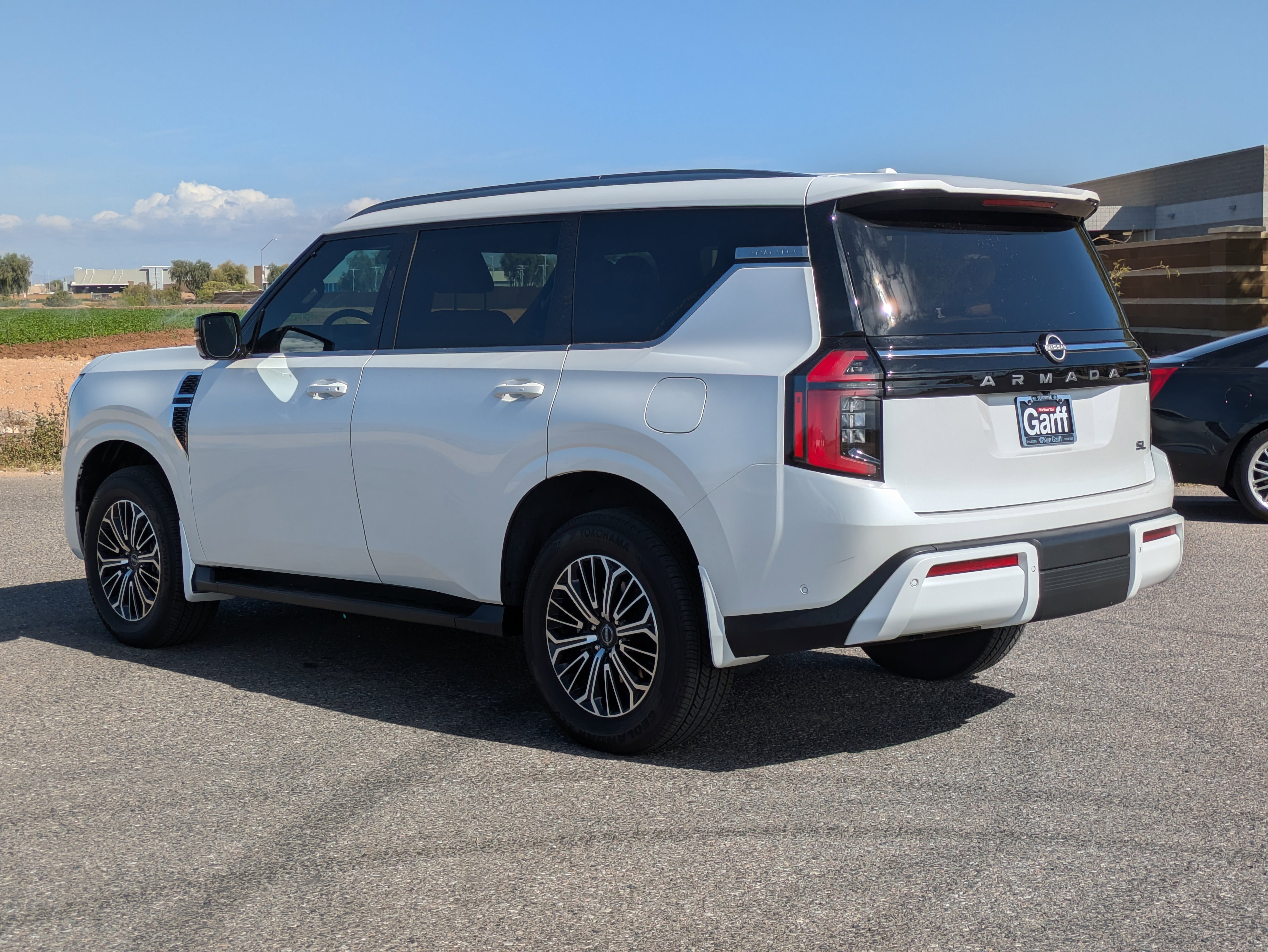 Used 2025 Nissan Armada SL w/ Captain's Chari Seat Package image 5