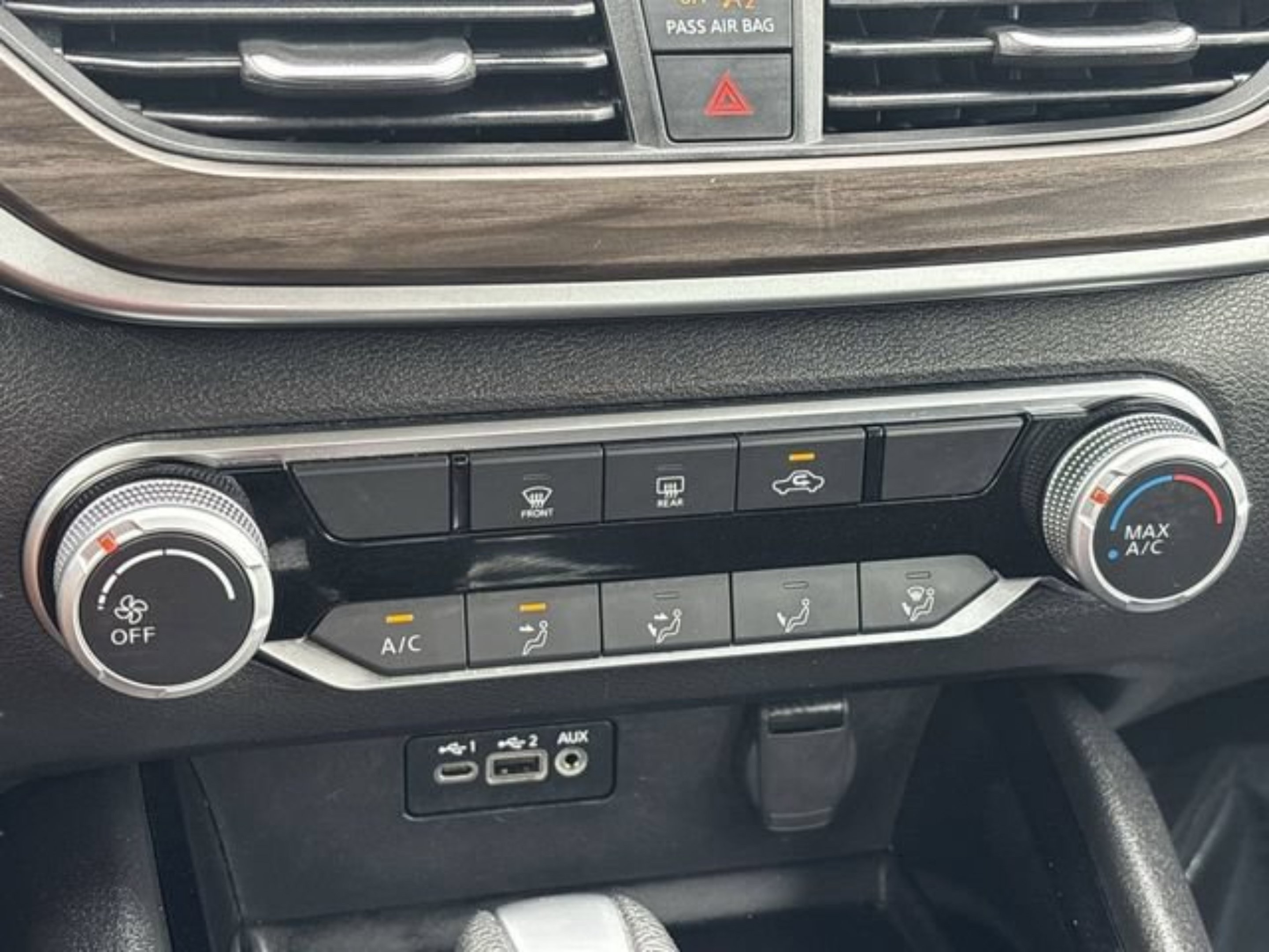 Used 2024 Nissan Altima 2.5 SV FWD image 19