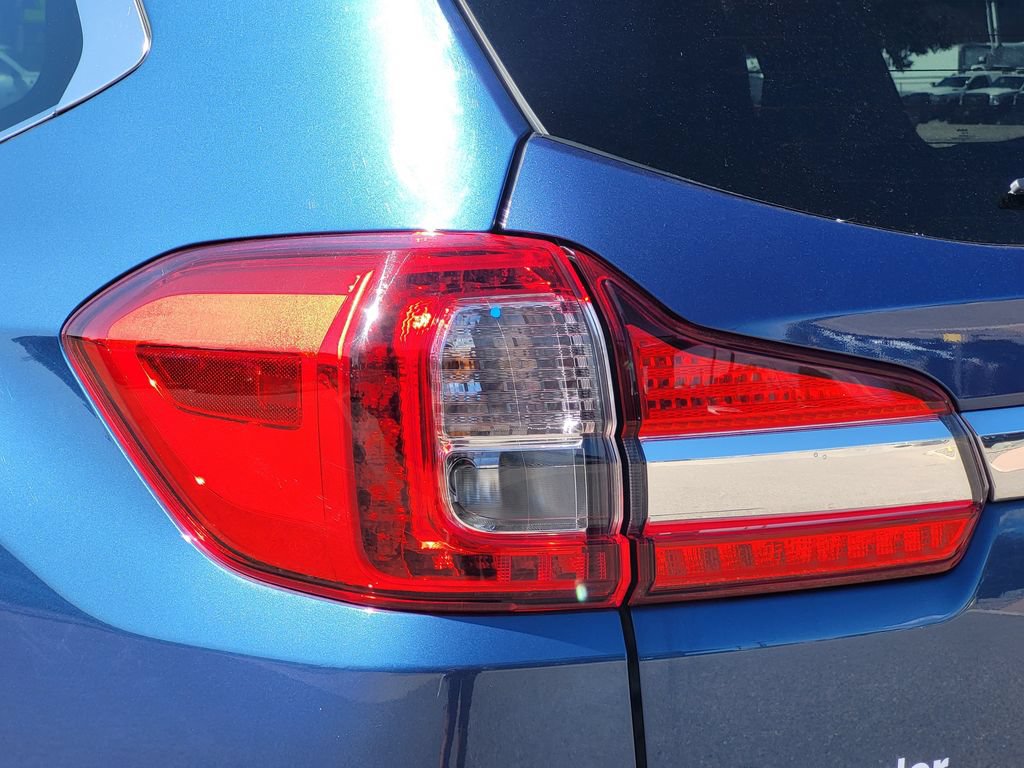 Used 2022 Subaru Ascent Limited w/ Technology Package AWD/4WD image 13