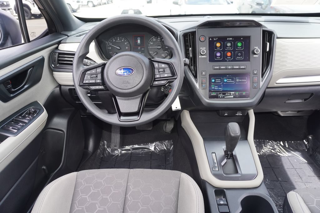 Used 2025 Subaru Forester AWD/4WD image 11