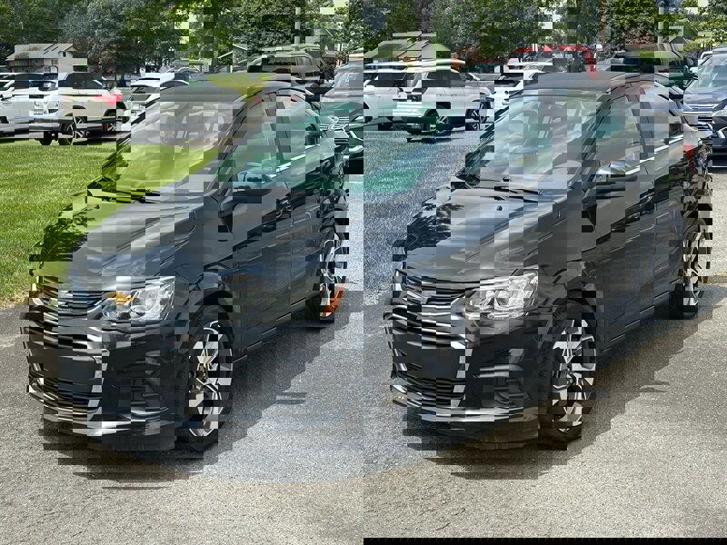 Used 2017 Chevrolet Sonic Premier image 2