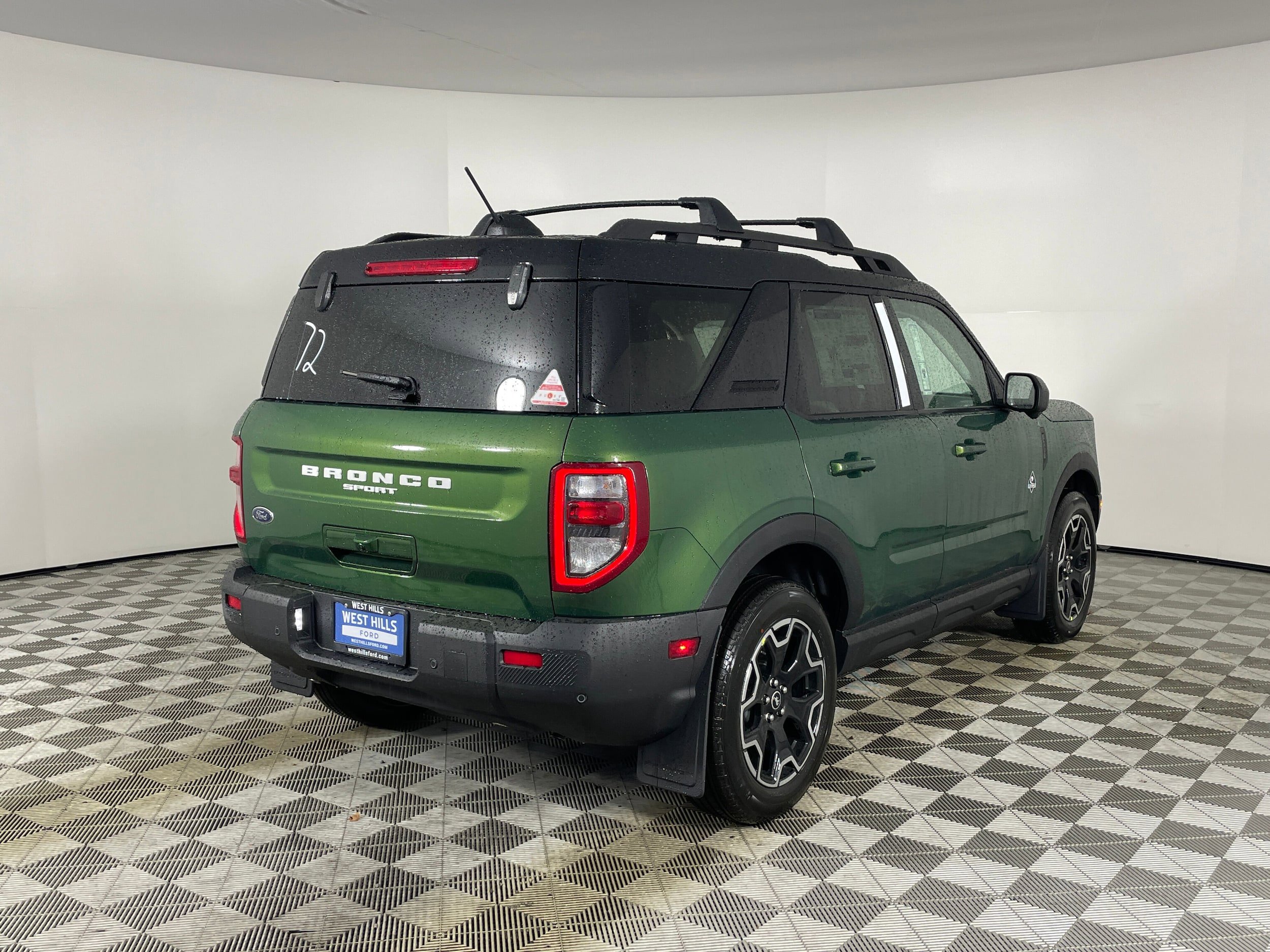 New 2025 Ford Bronco Sport Outer Banks w/ Outer Banks Tech Package+ AWD/4WD image 6