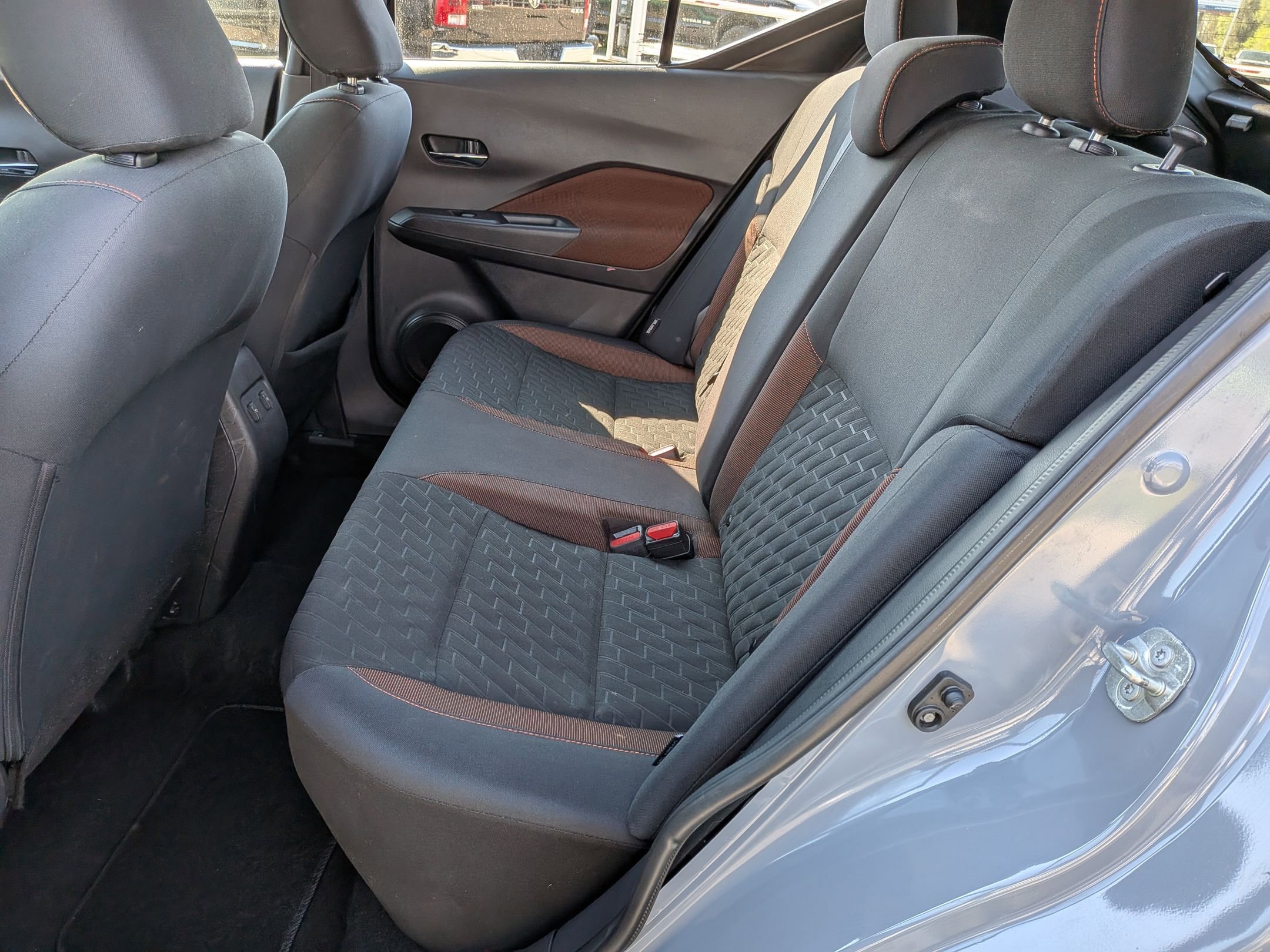 Used 2021 Nissan Kicks SR w/ Exterior Package image 28