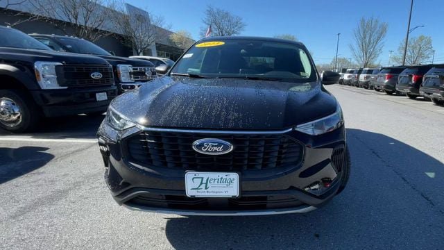 Used 2023 Ford Escape Active AWD/4WD image 7