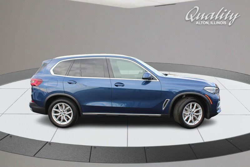 Used 2021 BMW X5 xDrive40i w/ Luxury Seating Package 2 image 3