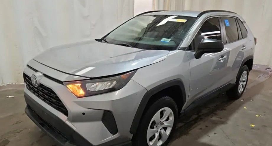Used 2019 Toyota RAV4 LE w/ All Weather Liner Package