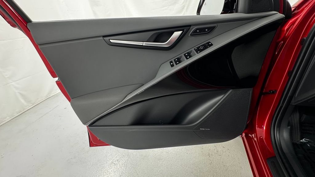 New 2026 Kia Niro FWD image 19