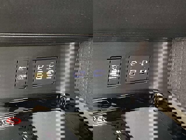 New 2026 Toyota Camry XLE AWD/4WD image 13