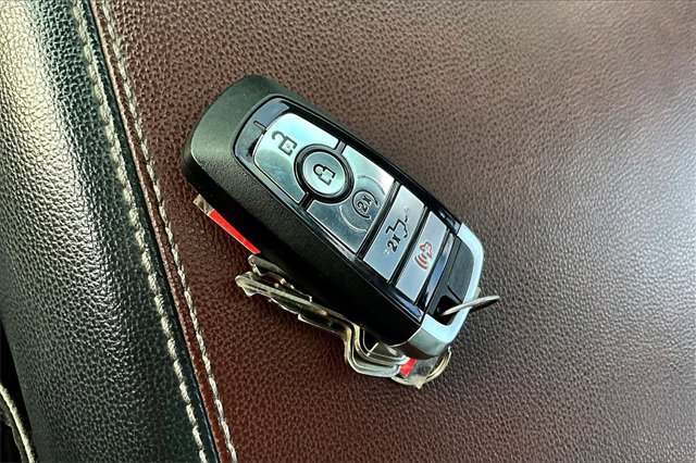 Used 2021 Ford F150 Lariat w/ Equipment Group 502A High image 10