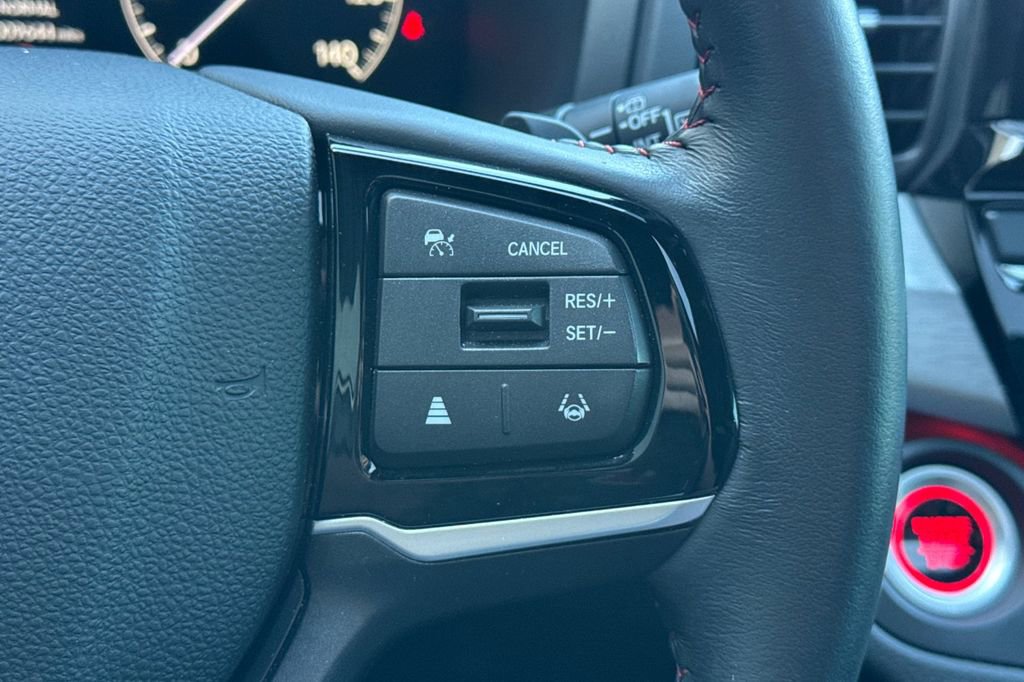 Certified 2025 Honda Odyssey Sport-L image 30