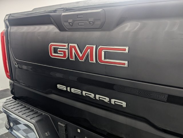 Used 2026 GMC Sierra 1500 SLT w/ SLT Premium Package AWD/4WD image 8